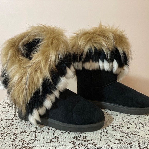 Women Mid Calf Boot Black Suede & Faux Fur Tassel Winter Snow Boots Size 7 - Picture 2 of 5